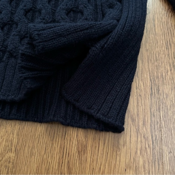 G. By Goop Navy Blue Knit Merino Wool cable chunky  Sweater Size Medium - Picture 9 of 13